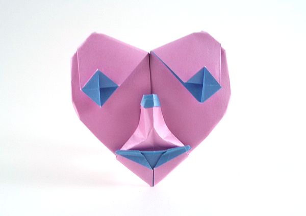 Origami Heart of a clown by Gilad Aharoni folded by Gilad Aharoni