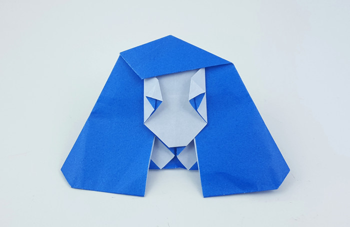 Origami Manga girl by Gilad Aharoni folded by Gilad Aharoni