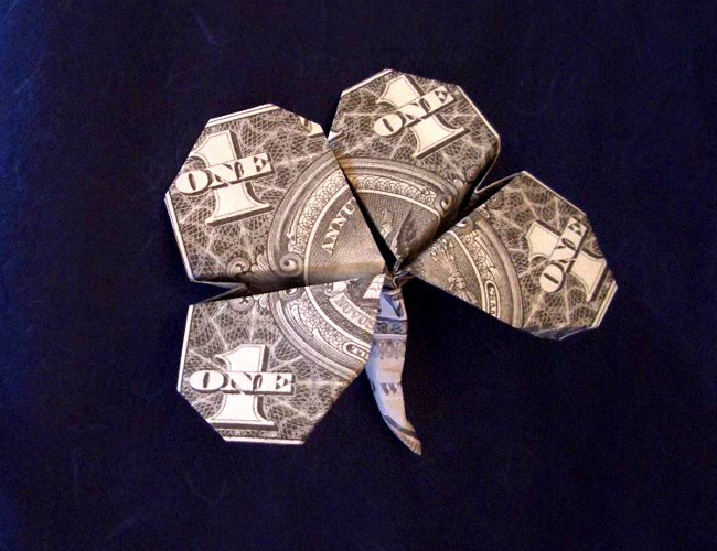 Origami Four-leaf clover by Jodi Fukumoto folded by Gilad Aharoni