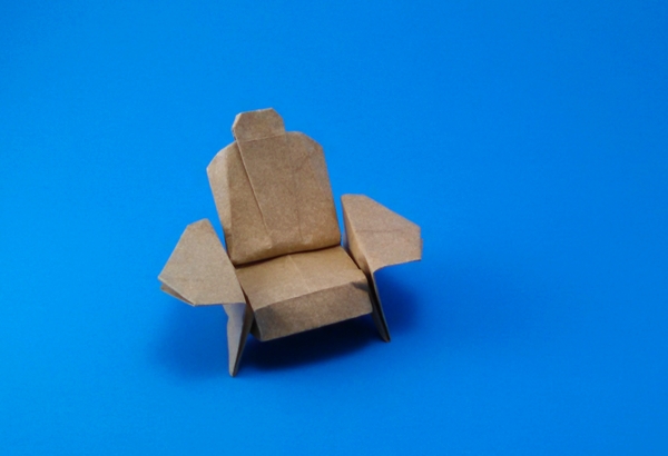 Origami Adirondack chair by John Szinger folded by Gilad Aharoni