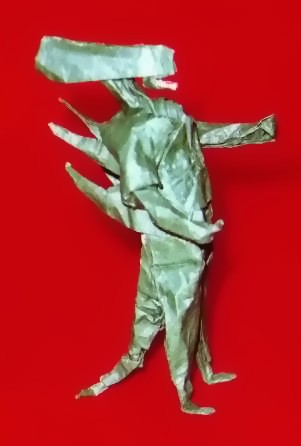 Origami Alien 3 by Fernando Gilgado Gomez folded by Gilad Aharoni
