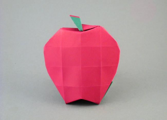 Origami Apple by Seo Won Seon (Redpaper) folded by Gilad Aharoni