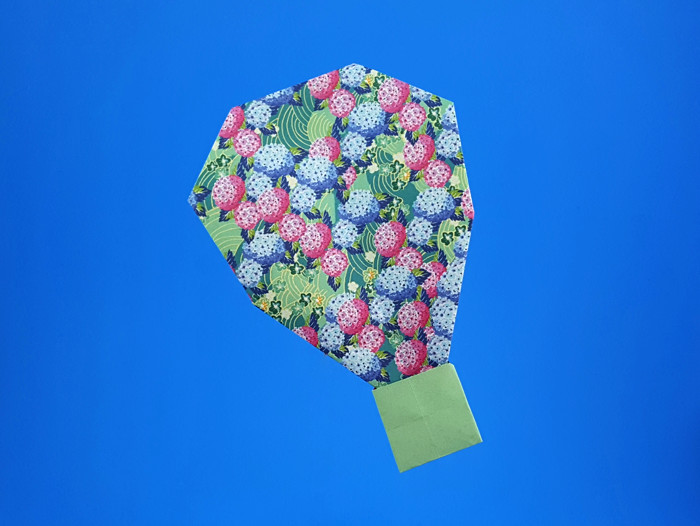 Origami Hot-air balloon by Tony O'Hare folded by Gilad Aharoni