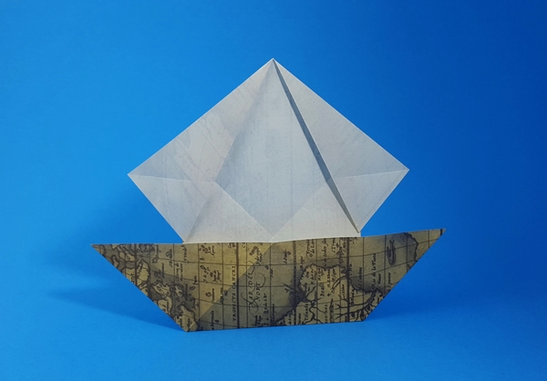Origami Mayflower by Traditional folded by Gilad Aharoni