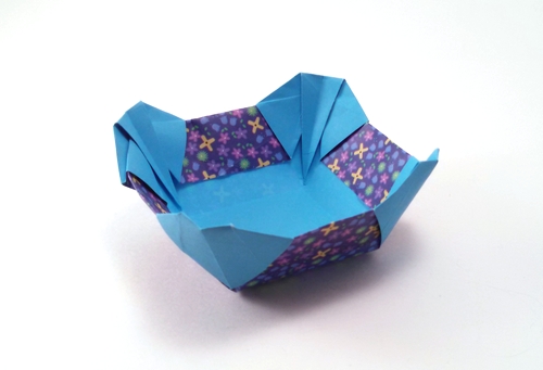 Origami Bowl by Yehuda Peled folded by Gilad Aharoni