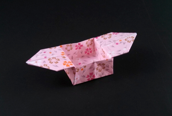 Origami Box with long side-flaps by Traditional folded by Gilad Aharoni