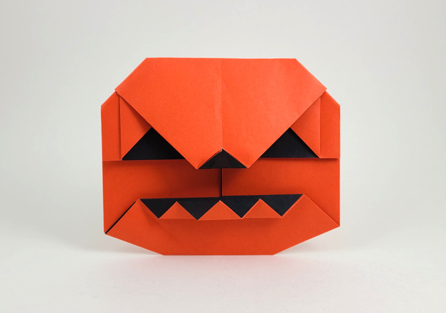 Origami Jack-o'-lantern by Wayne Brown folded by Gilad Aharoni