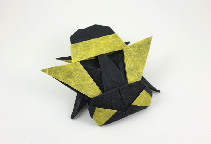 Origami Bumblebee by Sebastien Limet (Sebl) folded by Gilad Aharoni