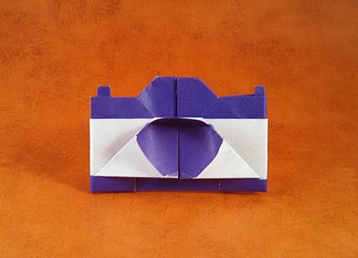 Origami Camera by Katsushi Nosho folded by Gilad Aharoni