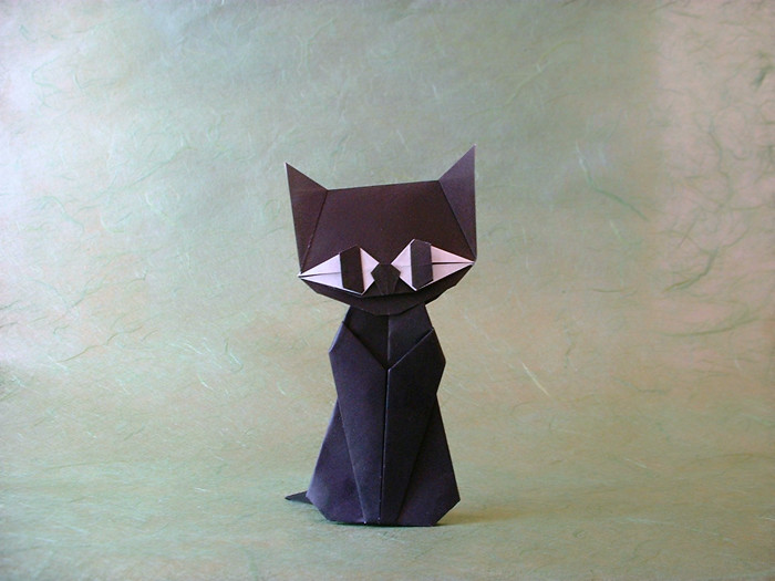 Origami Cat by Taichiro Hasegawa folded by Gilad Aharoni