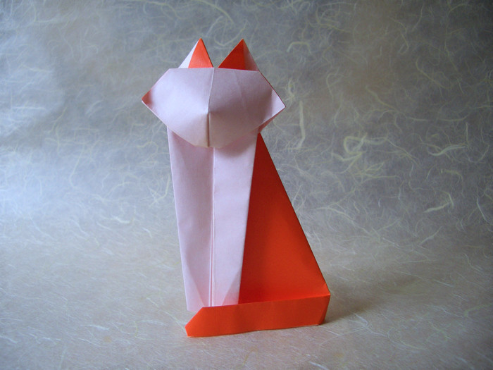 Origami Dusseldorf cat by Robert J. Lang folded by Gilad Aharoni