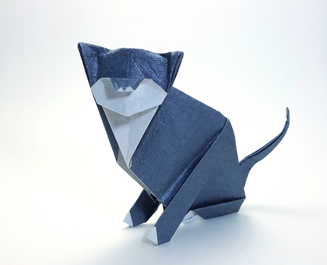 Origami Cat by Michael G. LaFosse folded by Gilad Aharoni