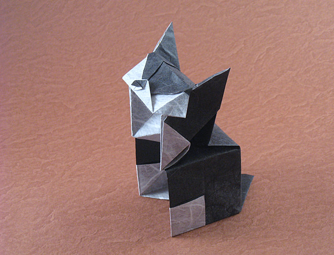 Origami Cat by Hsi-hua Liu folded by Gilad Aharoni