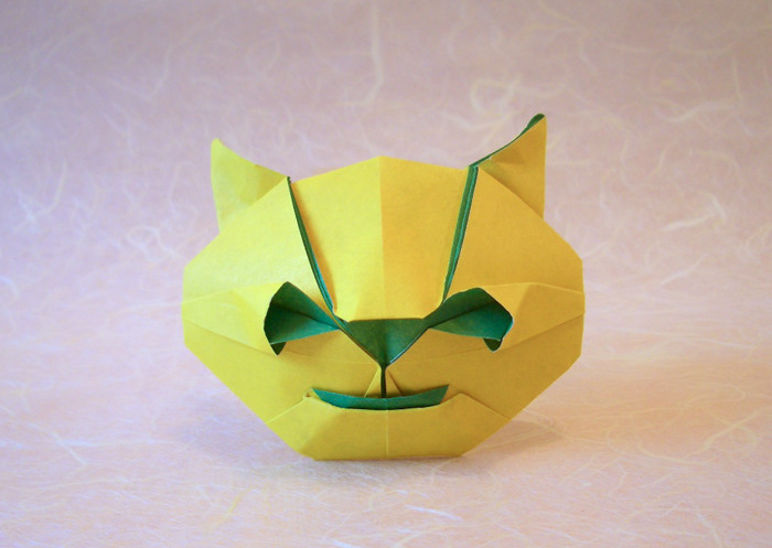 Origami Cat mask by Kunihiko Kasahara folded by Gilad Aharoni