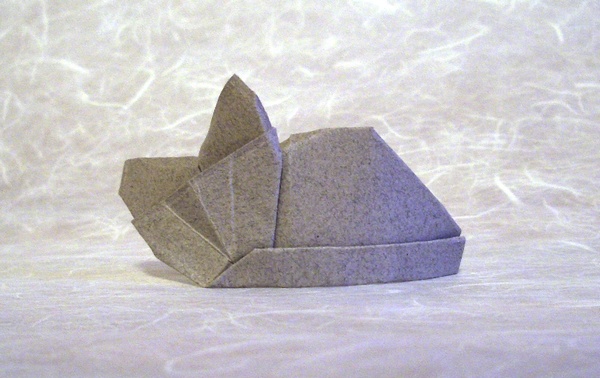 Origami Cat - sleeping by Valerie Vann folded by Gilad Aharoni