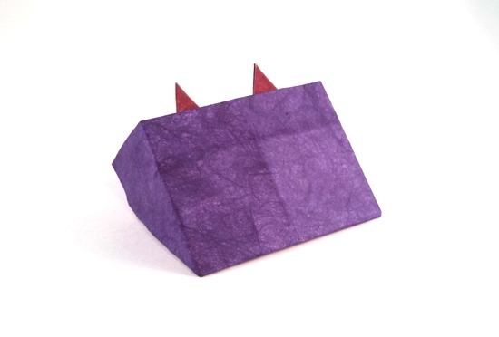 Origami Cat in a box by Nick Robinson folded by Gilad Aharoni