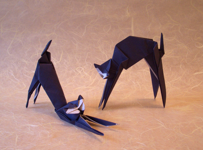 Origami Cat by Saadya Sternberg folded by Gilad Aharoni