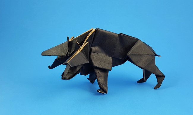 Origami Cerberus by Makoto Yamaguchi folded by Gilad Aharoni