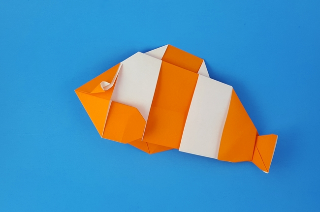 Origami Clownfish by John Montroll folded by Gilad Aharoni