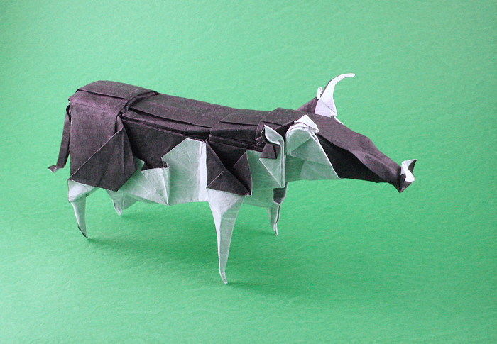 Origami Cow by Fumiaki Kawahata folded by Gilad Aharoni