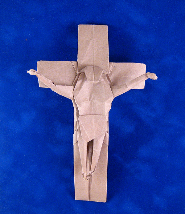 Origami Crucifix by Quentin Trollip folded by Gilad Aharoni