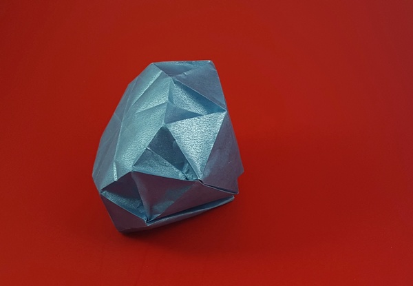 Origami Diamond by Satoshi Kamiya folded by Gilad Aharoni