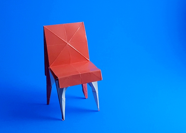 Origami Classic dining chair by Mark Bolitho folded by Gilad Aharoni