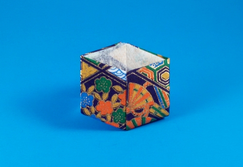 Origami Dream box by Ishibashi Minako folded by Gilad Aharoni