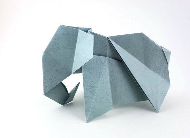Origami Elephant by Gen Hagiwara folded by Gilad Aharoni