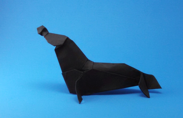 Origami Elephant seal by John Szinger folded by Gilad Aharoni