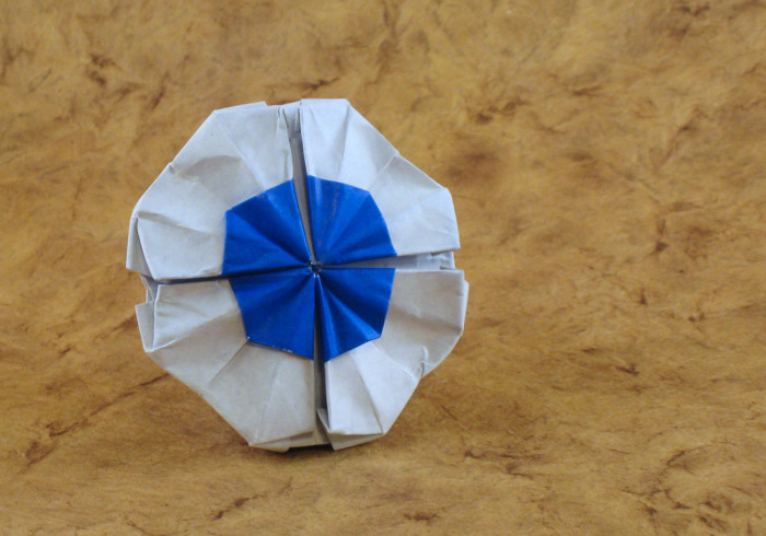 Origami Eyeball by Uehara Ryuhei folded by Gilad Aharoni