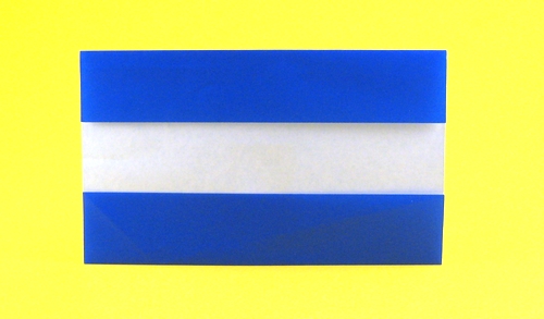 Origami Flag of El Salvador by Gilad Aharoni folded by Gilad Aharoni