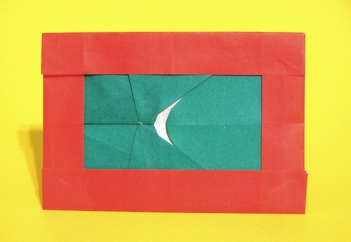 Origami Flag of Maldives by Gilad Aharoni folded by Gilad Aharoni
