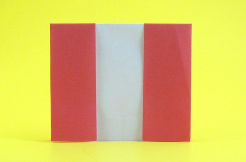 Origami Flag of Peru by Gilad Aharoni folded by Gilad Aharoni
