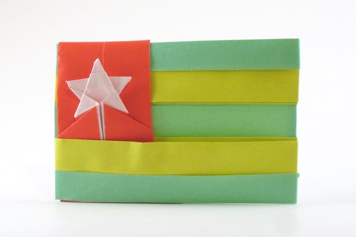 Origami Flag of Togo by Gilad Aharoni folded by Gilad Aharoni