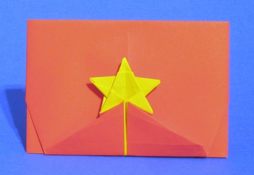 Origami Flag of Vietnam by Gilad Aharoni folded by Gilad Aharoni