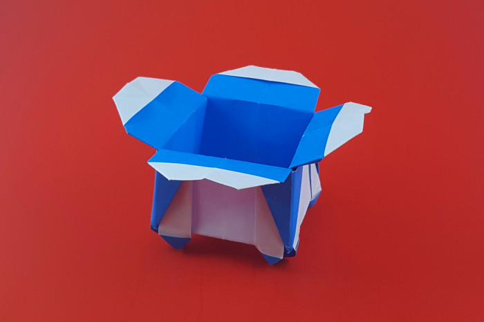 Origami Flower box with legs by Miyuki Kawamura folded by Gilad Aharoni