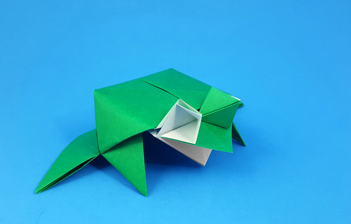 Origami Frog by Sakurai Ryosuke folded by Gilad Aharoni