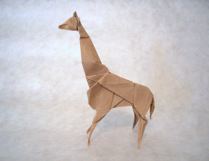 Origami Giraffe by Gabriel Alvarez Casanovas folded by Gilad Aharoni