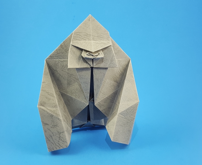 Origami Gorilla by Fumiaki Kawahata folded by Gilad Aharoni