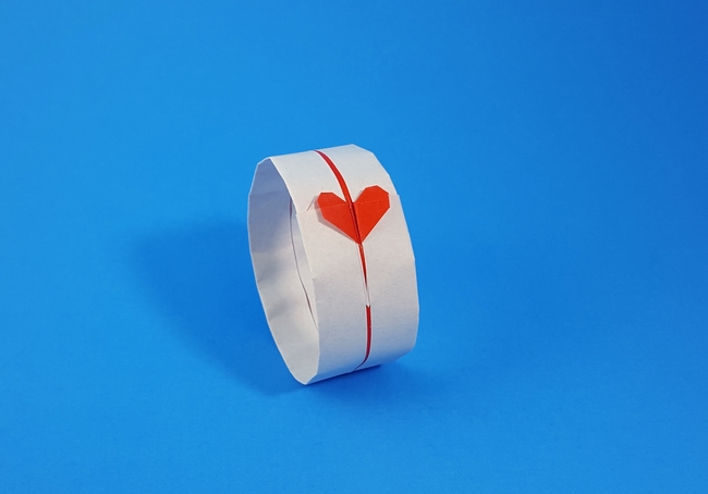 Origami Heart ring 4 by David Petty folded by Gilad Aharoni
