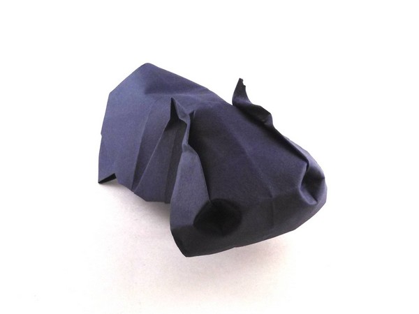 Origami Hippopotamus by Jose M. Herrera folded by Gilad Aharoni