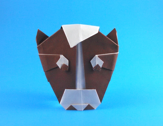 Origami Horse mask by Hsi-Min Tai folded by Gilad Aharoni