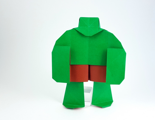 Origami Hulk by Juan Francisco Carrillo (Juanfran) folded by Gilad Aharoni