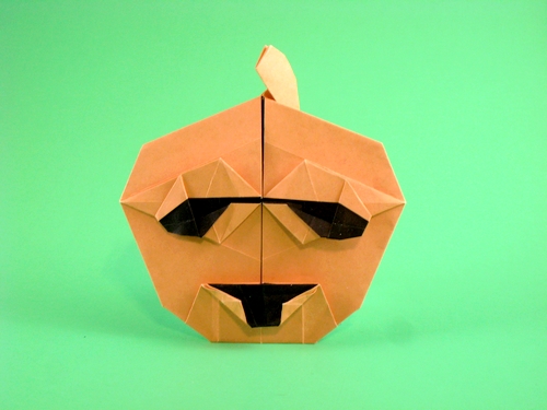 Origami Jack-o'-lantern by Deborah Claypool folded by Gilad Aharoni