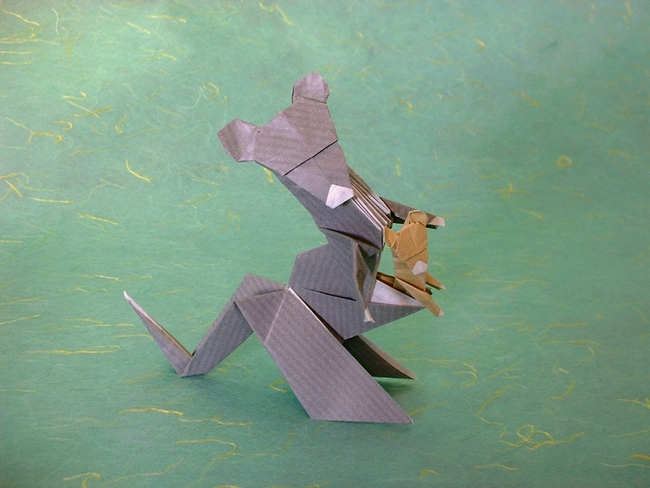 Origami Kangaroo by Seiji Nishikawa folded by Gilad Aharoni