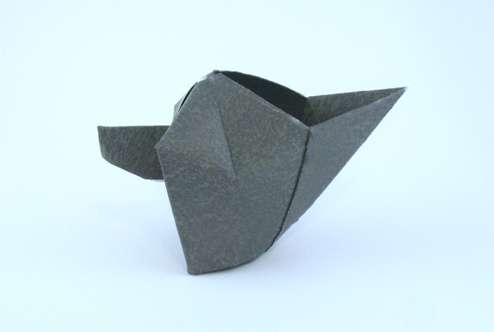 Origami Jug by Adolfo Cerceda folded by Gilad Aharoni