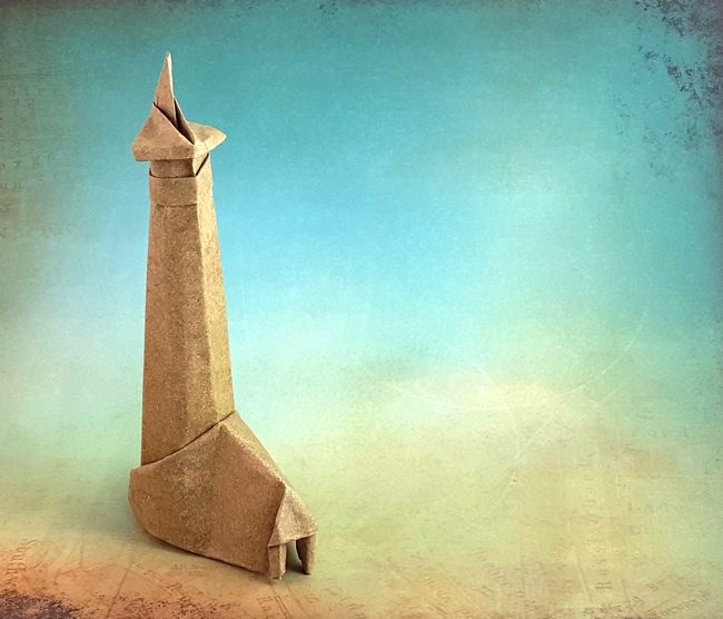 Origami Lighthouse by Akira Yoshizawa folded by Gilad Aharoni