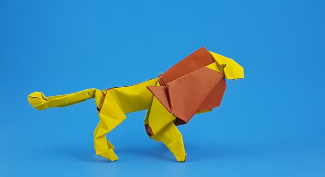 Origami Lion by Tom Defoirdt folded by Gilad Aharoni