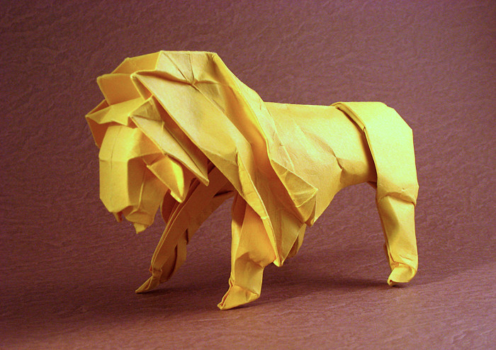 Origami Lion by Ronald Koh folded by Gilad Aharoni